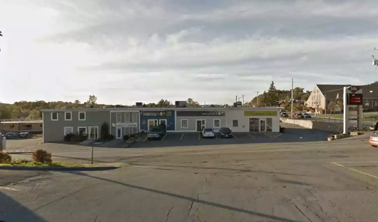 546 Sackville Drive Exterior